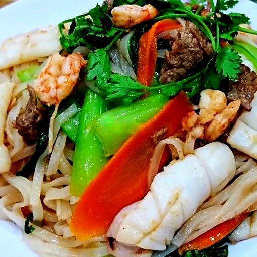 hu-tieu-xao-thap-cam