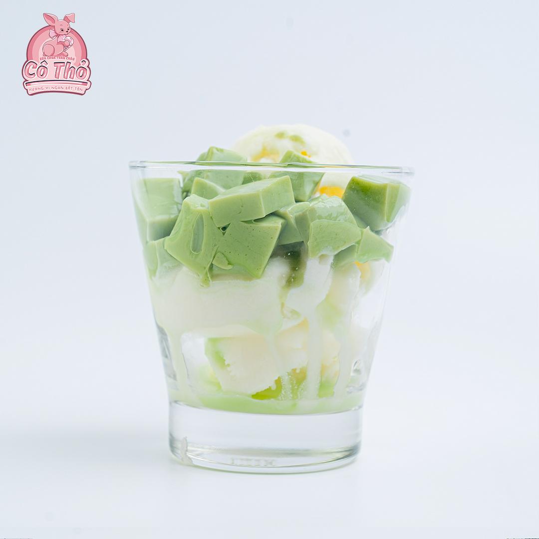 sua-chua-thach-matcha