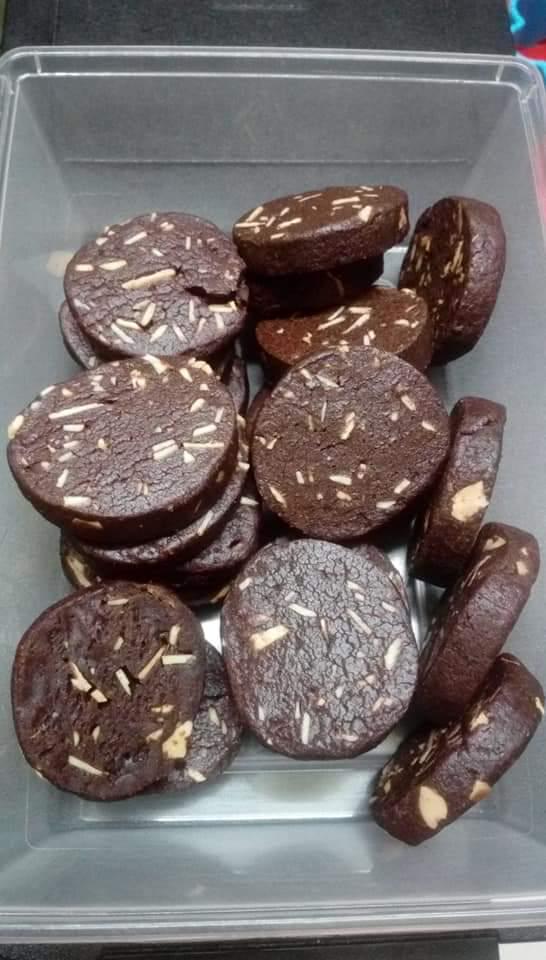 chocolate-hanh-nhan-lat