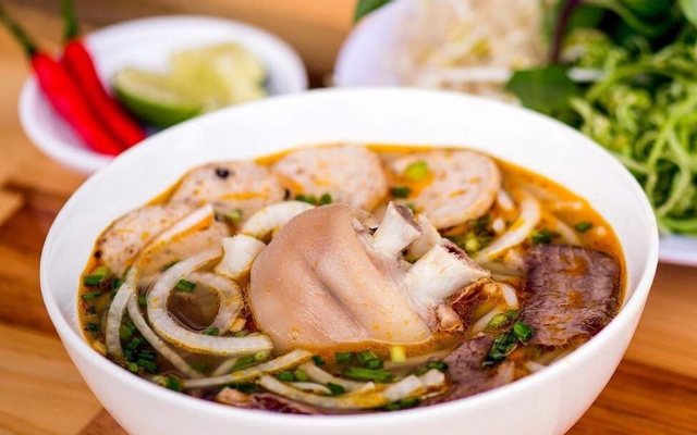 mi-quang-bun-bo-bun-gio-huong-lo-2