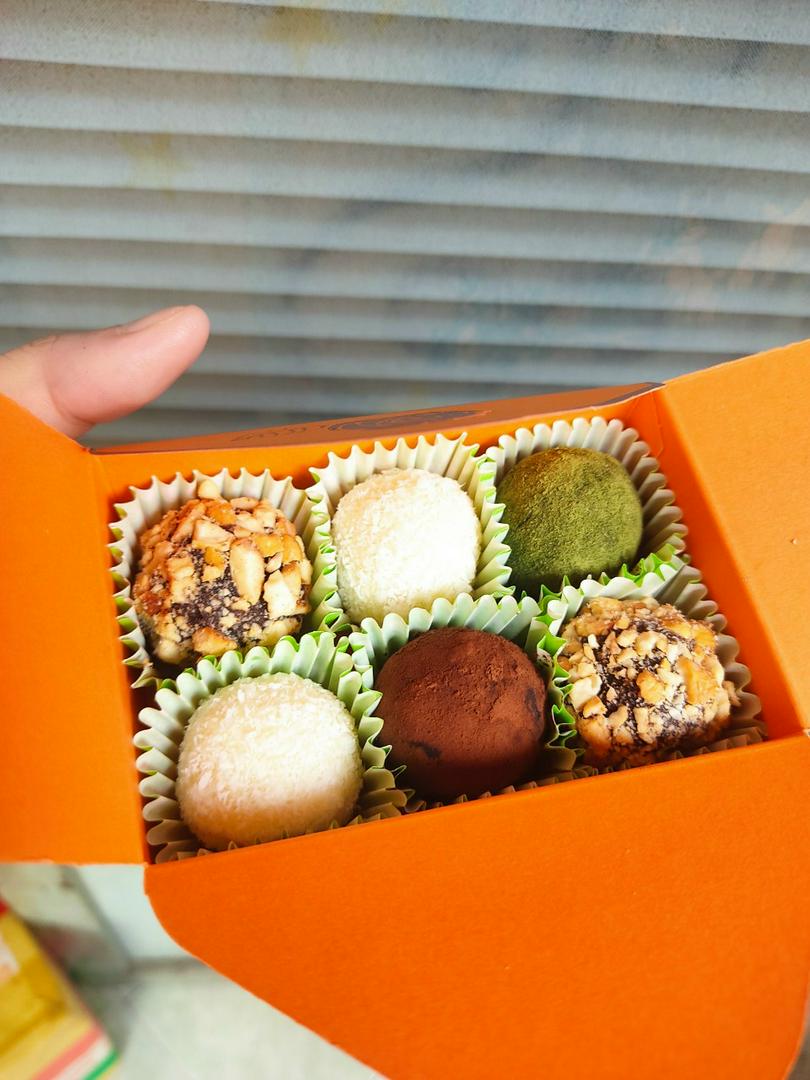 truffle-chocolate-hop-6-vien-qua-tang