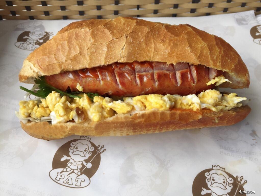 banh-my-trung-kep-2-xuc-xich-uc-viet