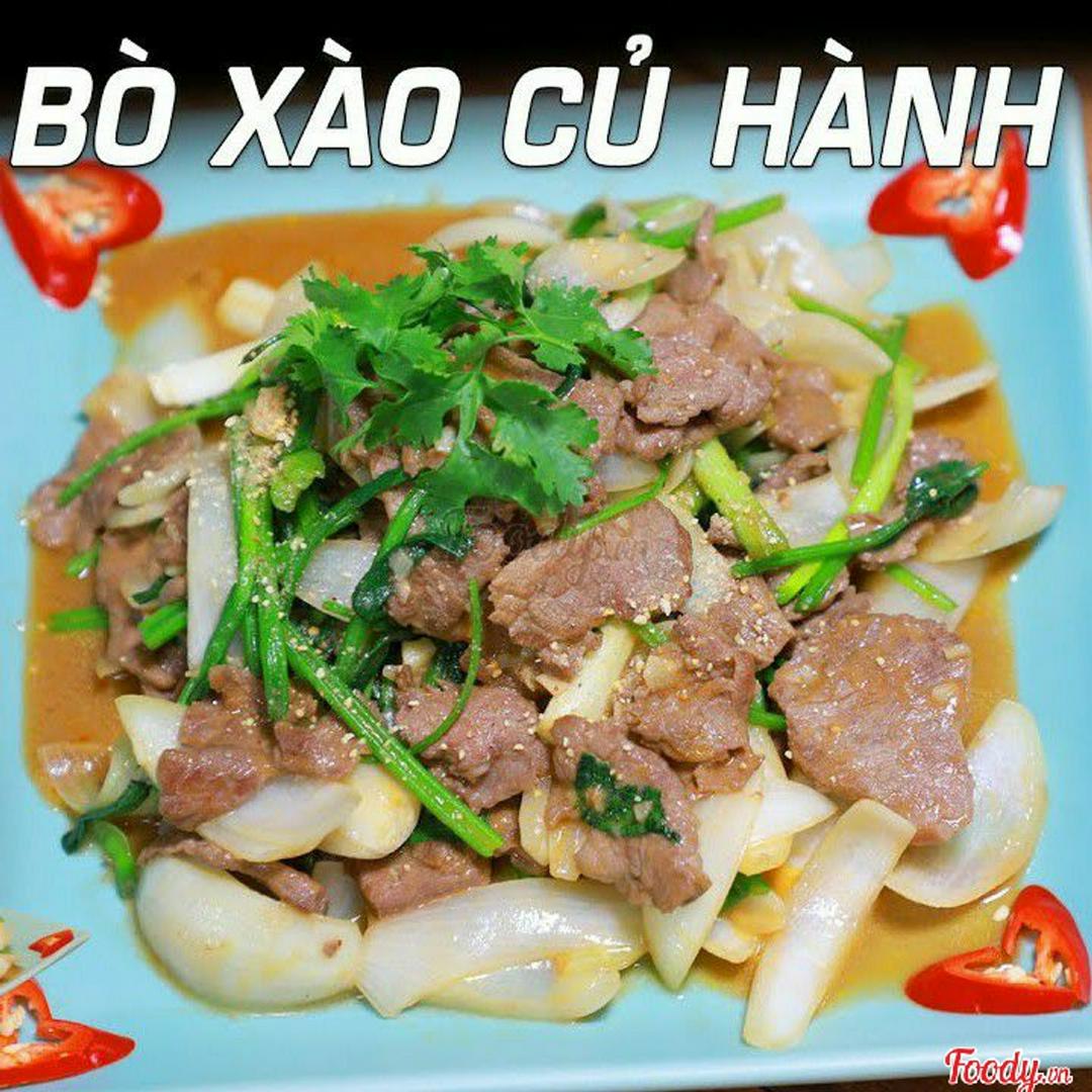thit-bo-tai-xao-hanh-cai