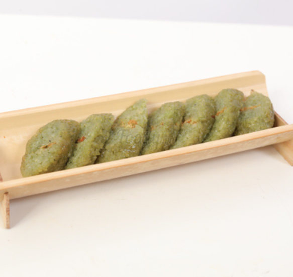 xoi-la-dua-nuong-giay-bac