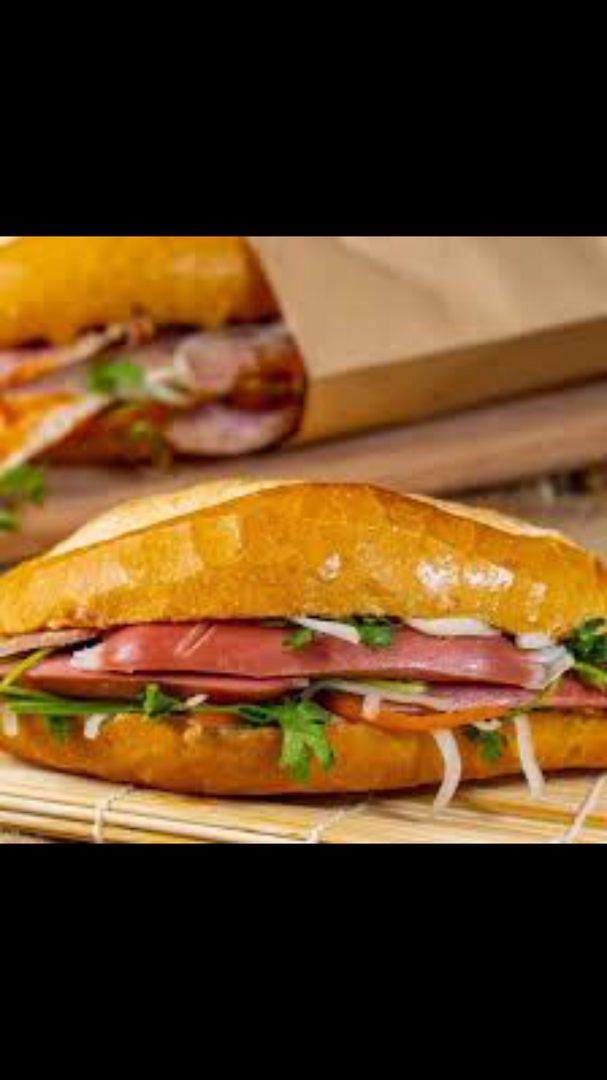 banh-my-2-xuc-xich-phomai-steffi