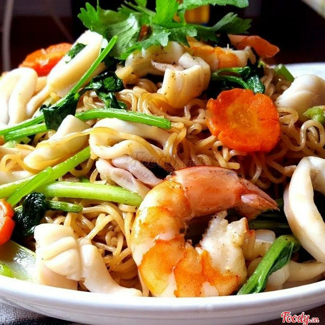 mi-xao-hai-san-ac-biet