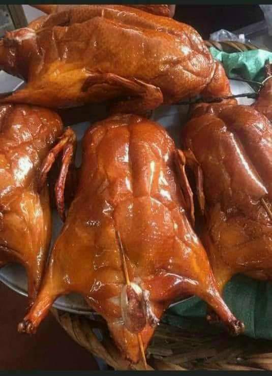 combo-nua-vit-quay-kem-1-hop-mang