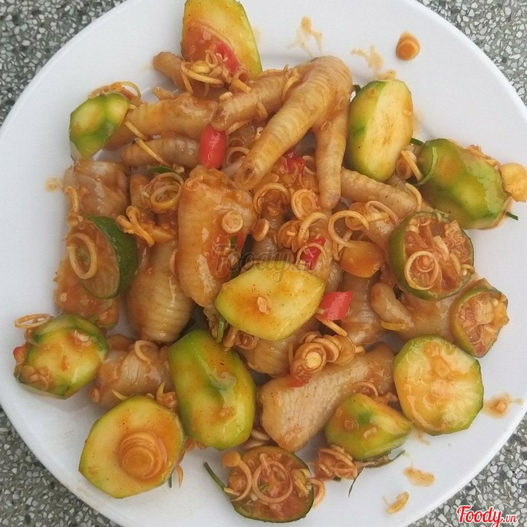 chan-ga-co-xuong-lac-coc-xoai