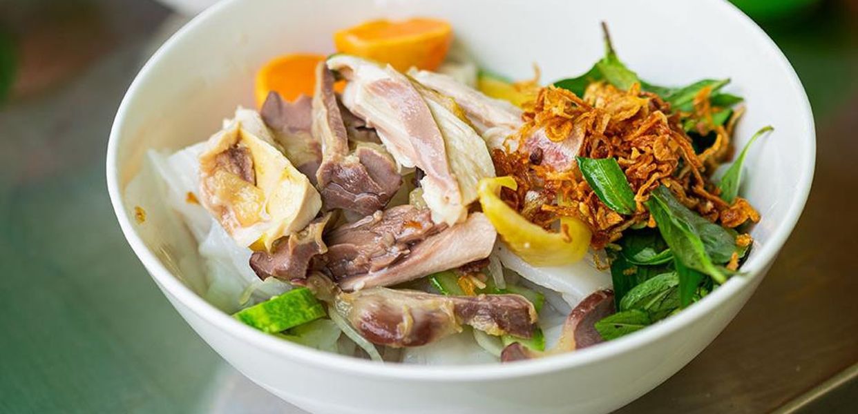 banh-uot-long-ga-hong-le-bui-inh-tuy