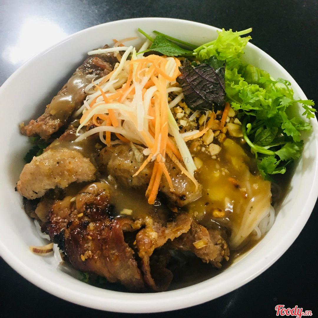 bun-tron-lan-nem-lui-thit-nuong