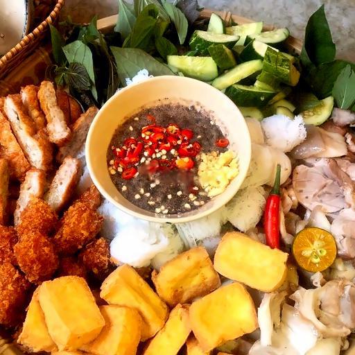 met-bun-au-mam-tom-thap-cam-2-nguoi-an