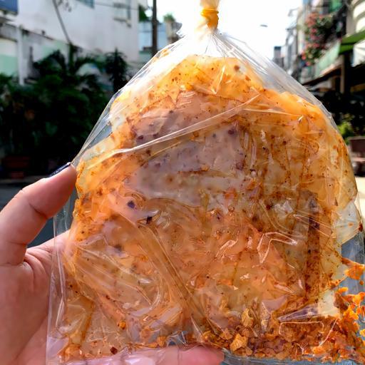 banh-trang-muoi-toi-an-la-ghien