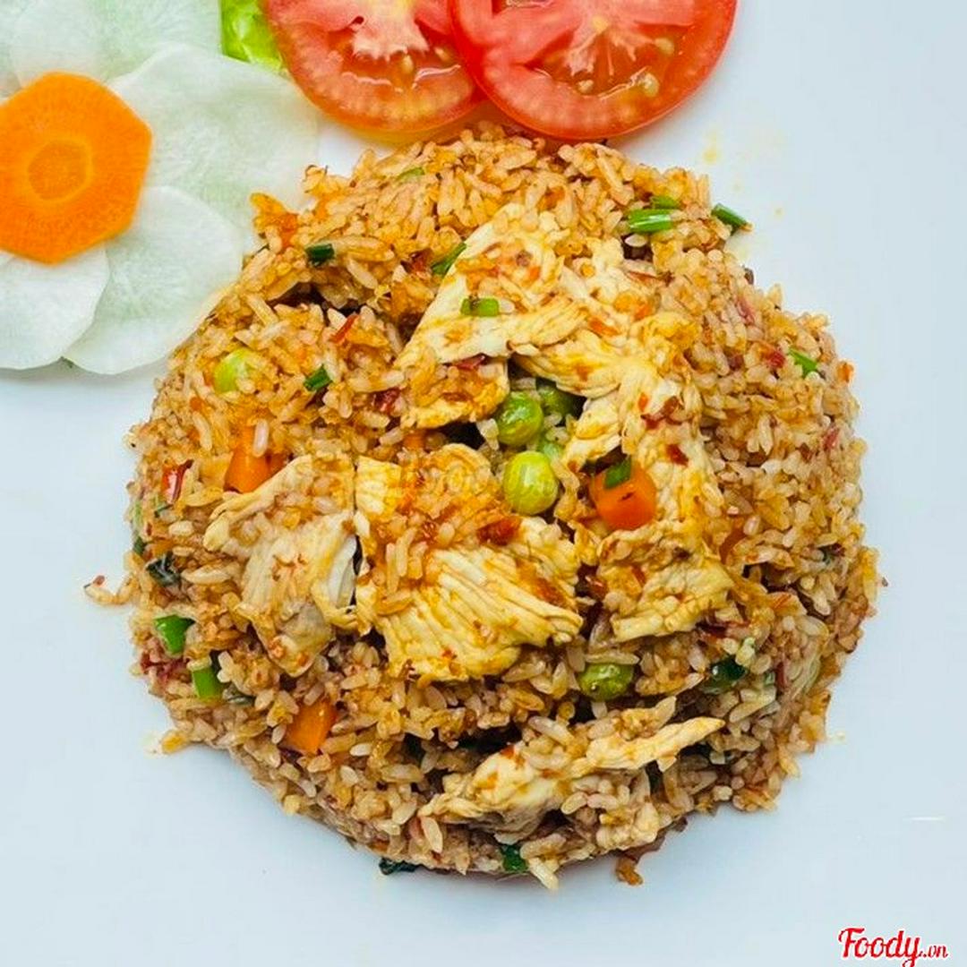 com-chien-ma-lai-ga-xe