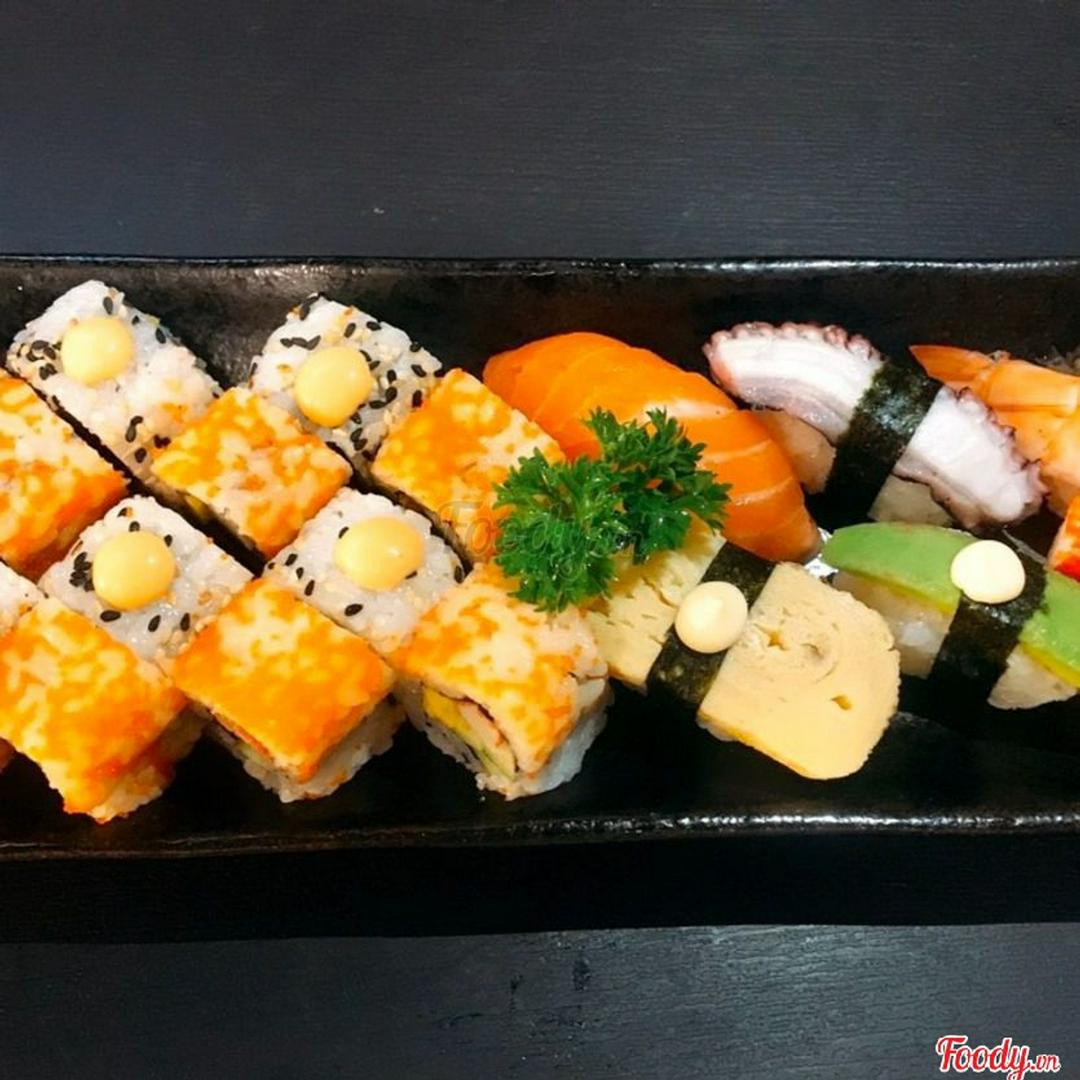 cb5-combo-nigiri-cali-maguro-maki