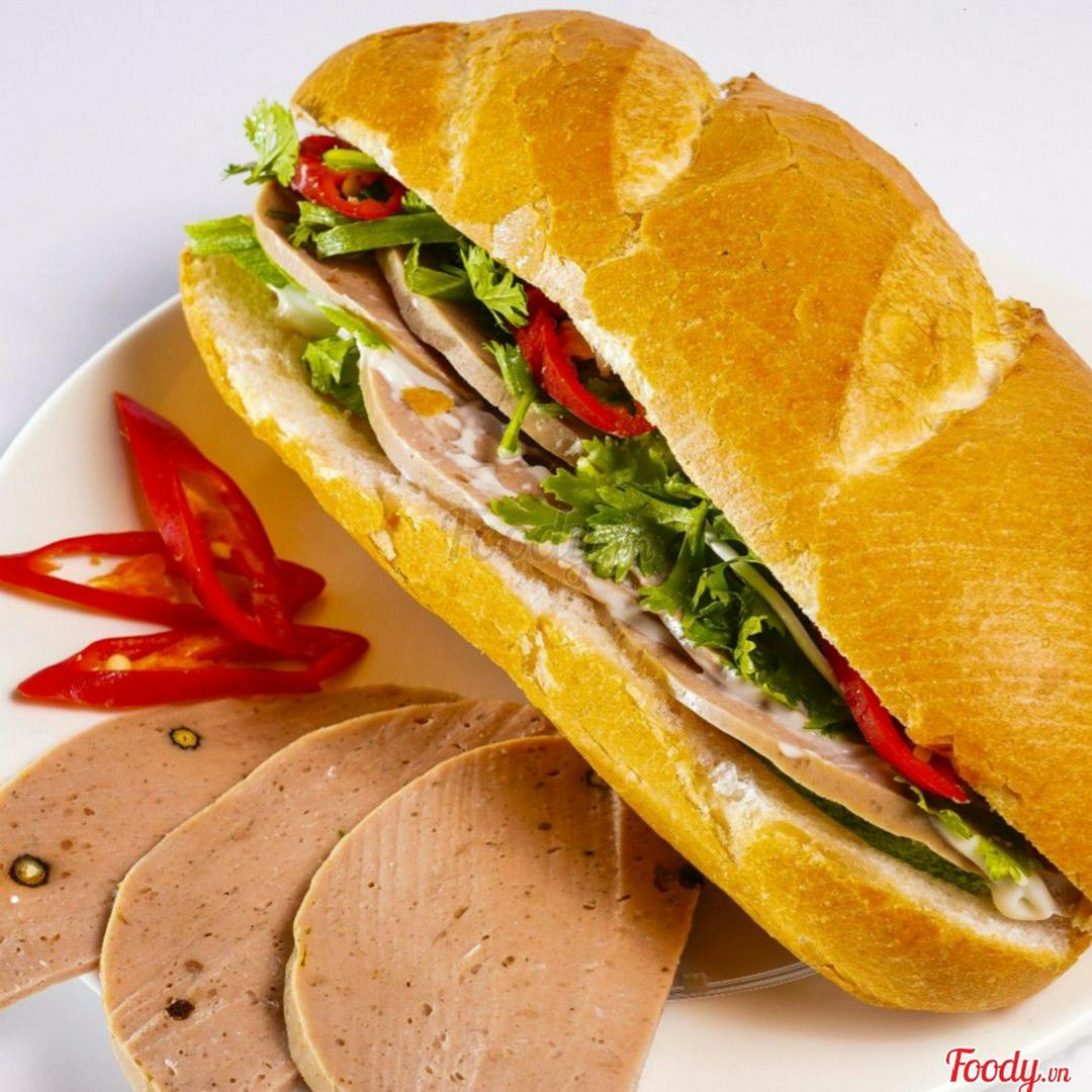 banh-mi-cha-bo