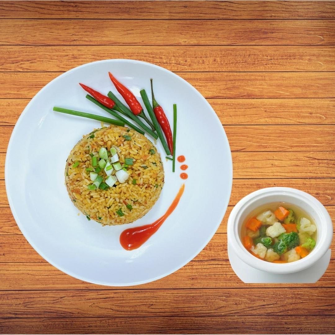 com-chien-hoang-kim-canh-soup