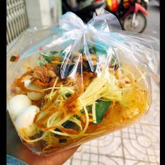 banh-trang-tron-thap-cam-3-trung