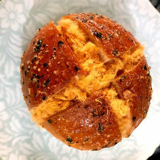 banh-mi-bo-toi-cha-bong-cay