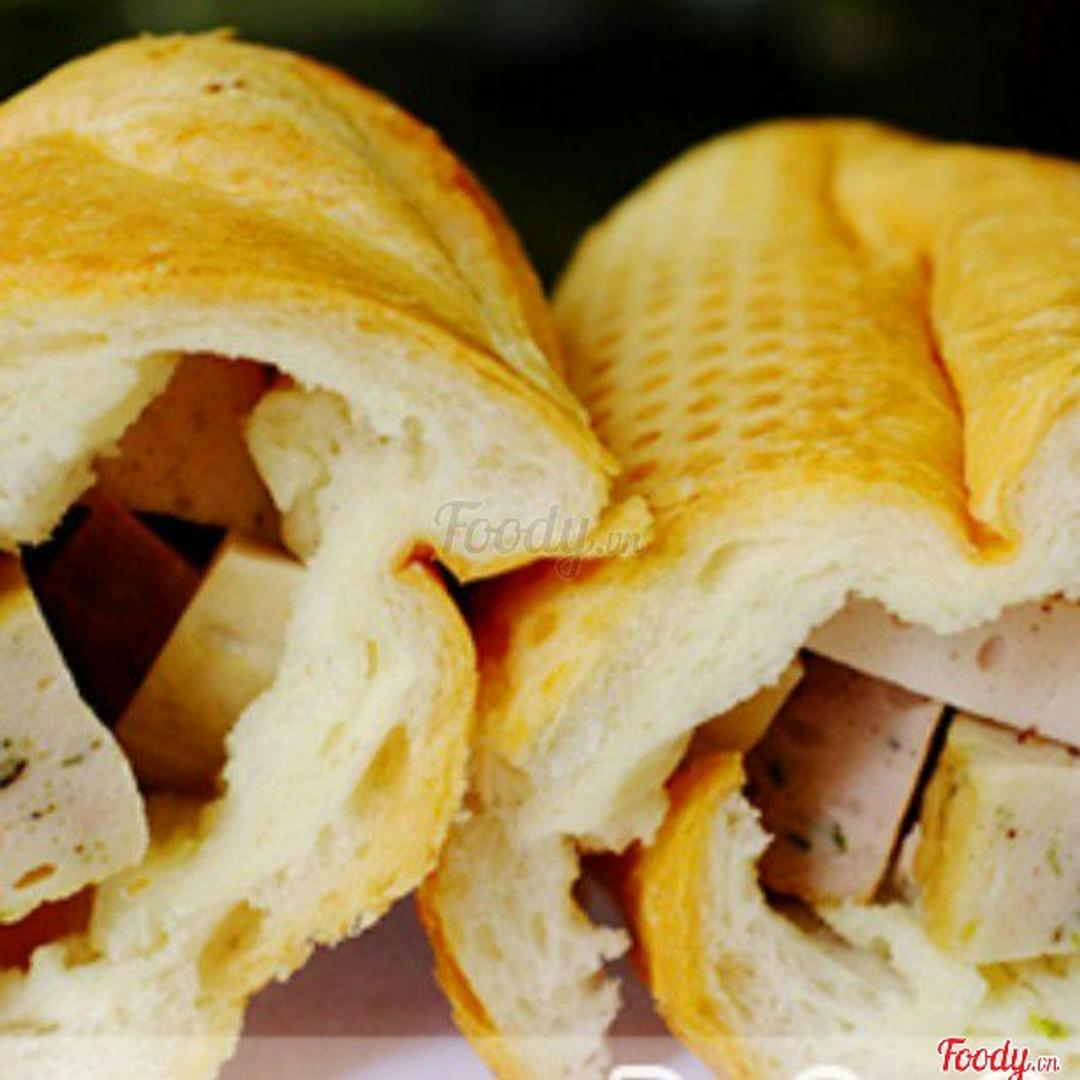 banh-mi-cha-que