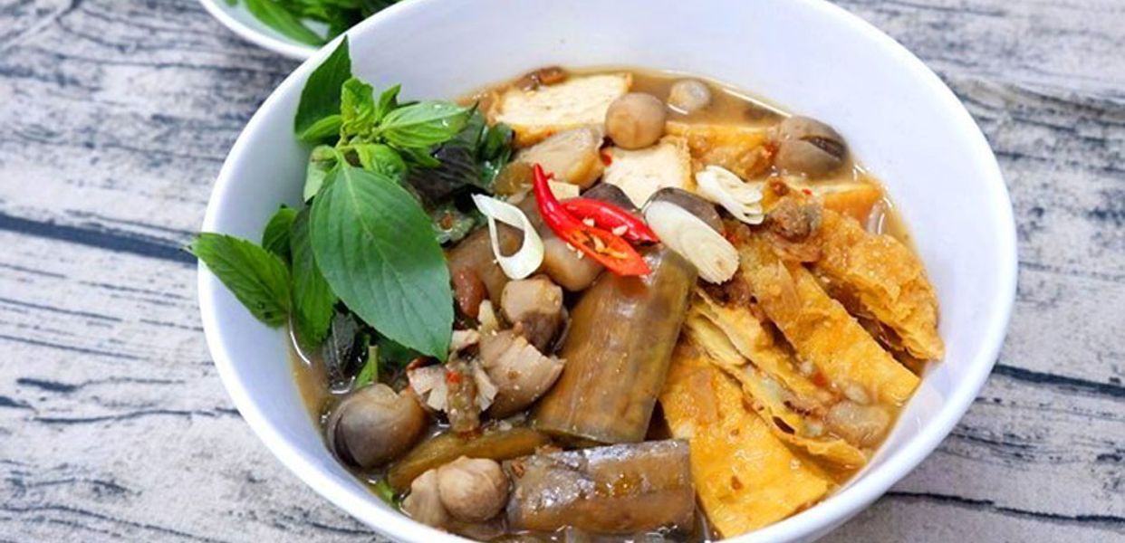 ban-me-bun-mam-mi-quang-hoang-hoa-tham