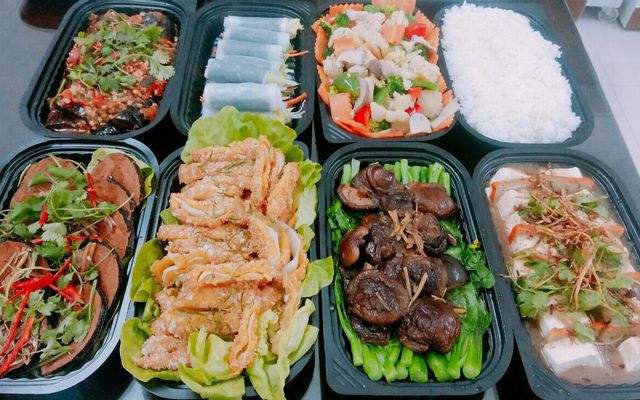 tue-tam-am-thuc-chay-lang-ha