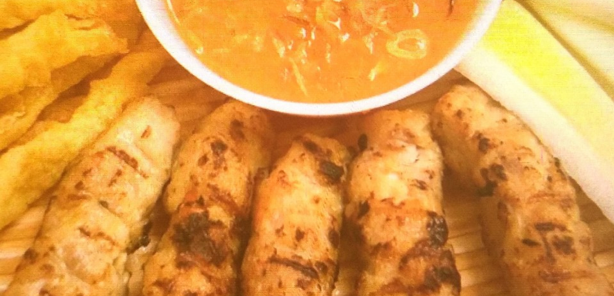 nem-nuong-nha-trang-hong-tuyet-cau-dien