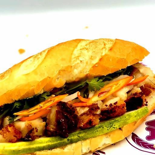 banh-mi-heo-quay