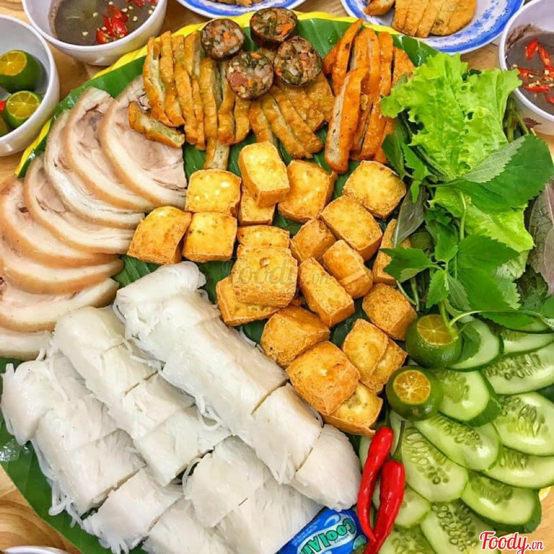 combo-ac-biet-2-nguoi-kem-2-nuoc-tac