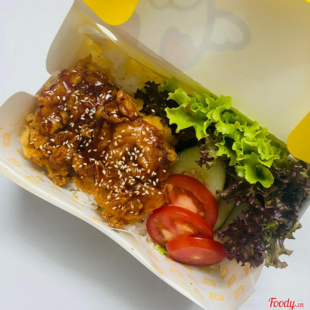 com-ga-mieng-khong-xuong-xot