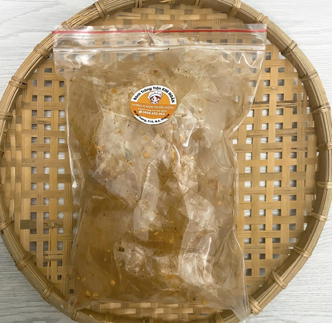 banh-trang-muoi-toi-en-cay-it