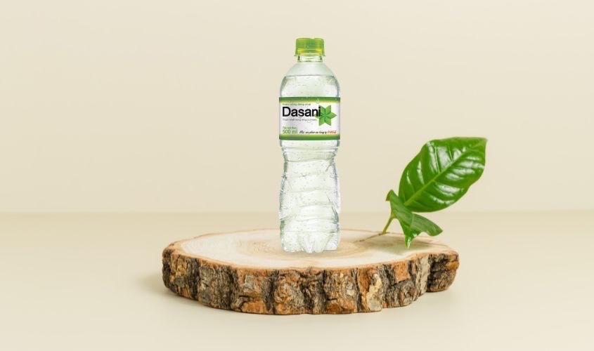 nuoc-suoi-dasani
