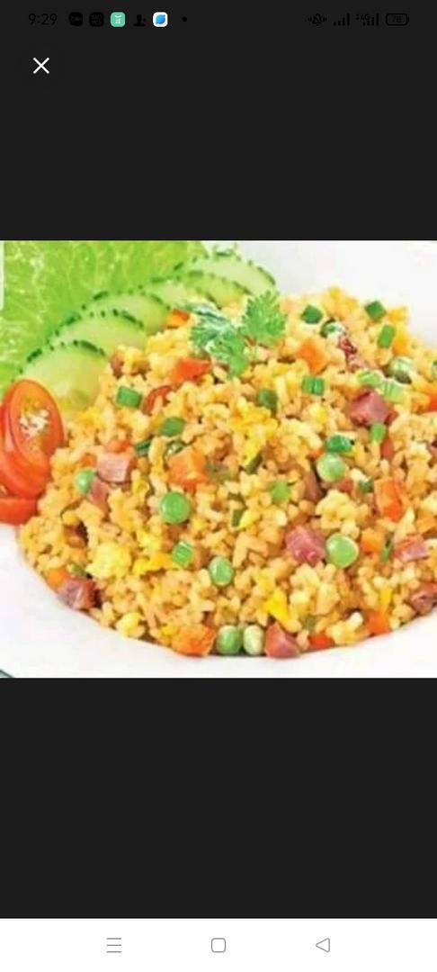 com-chien-duong-chau-tang-kem-nuoc-uong