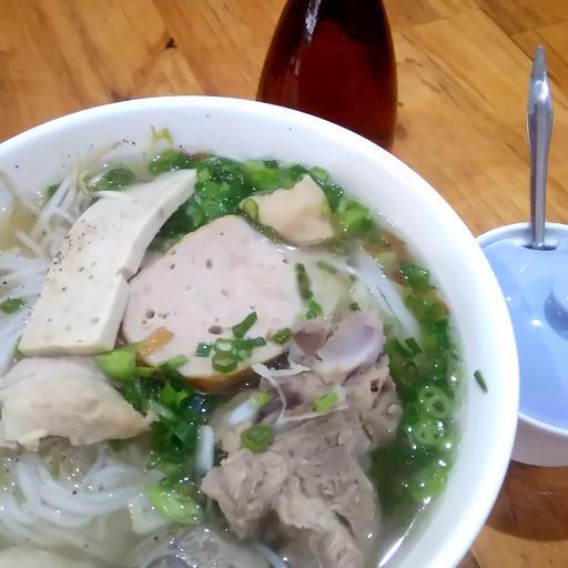 hu-tieu-thit-moc-cha