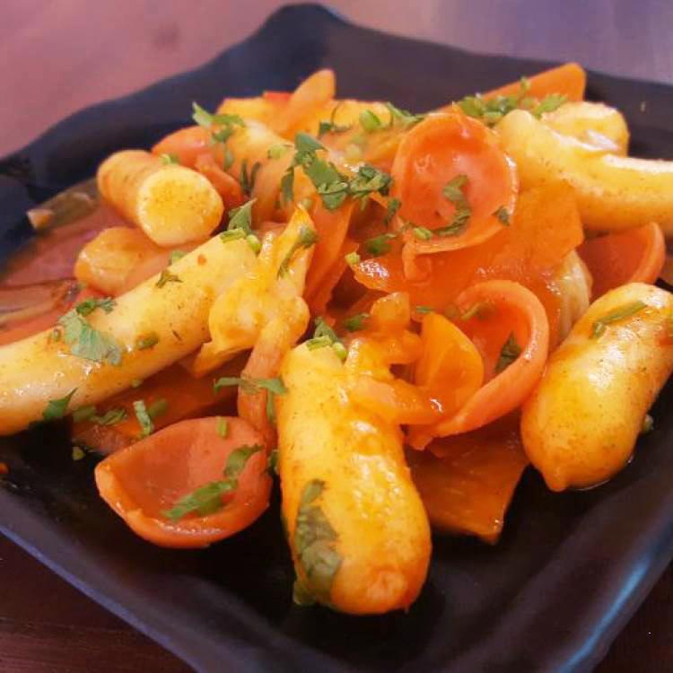 tokbokki-banh-gao-xuc-xich