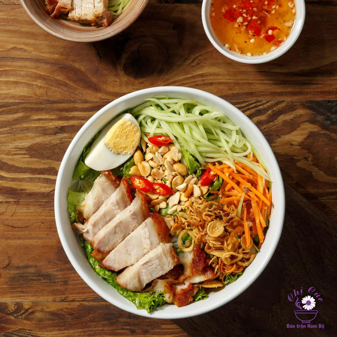 bun-tron-nem-nuong-coca-cola