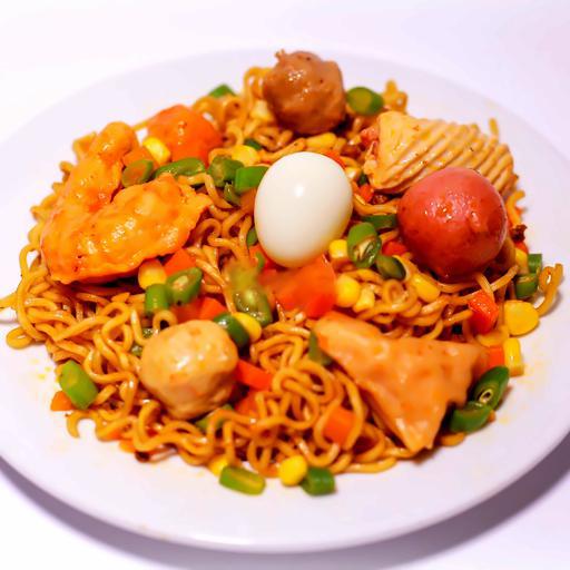 my-tron-thap-cam-nhieu-my