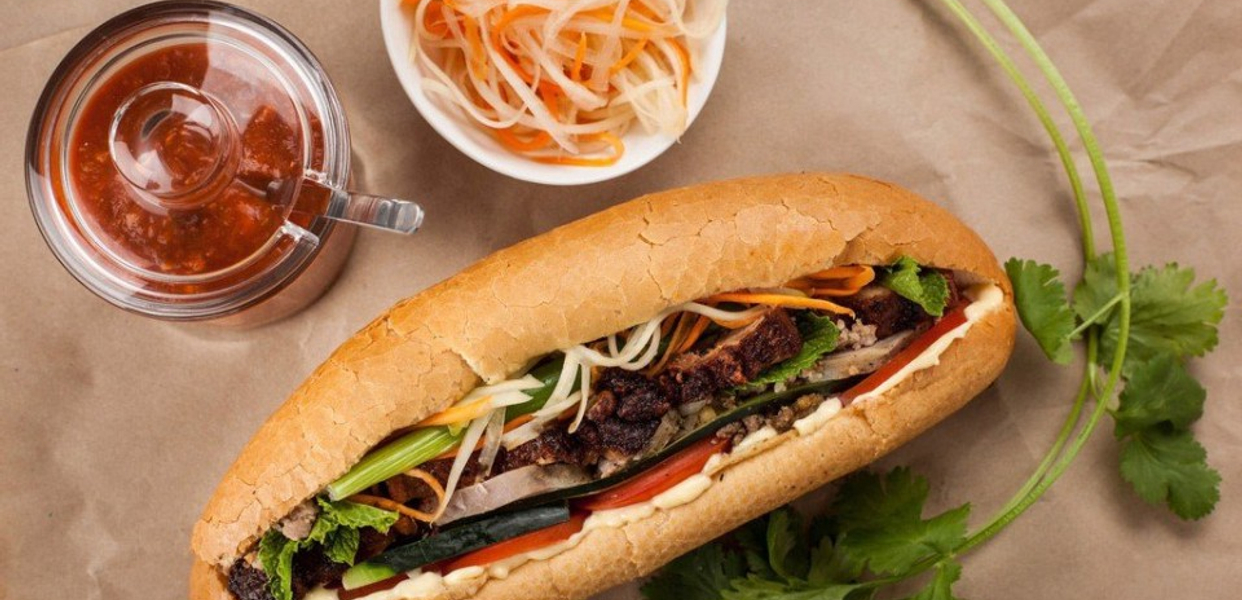 tiem-banh-mi-cay-sung-bot-mi-nguyen-ong-chi