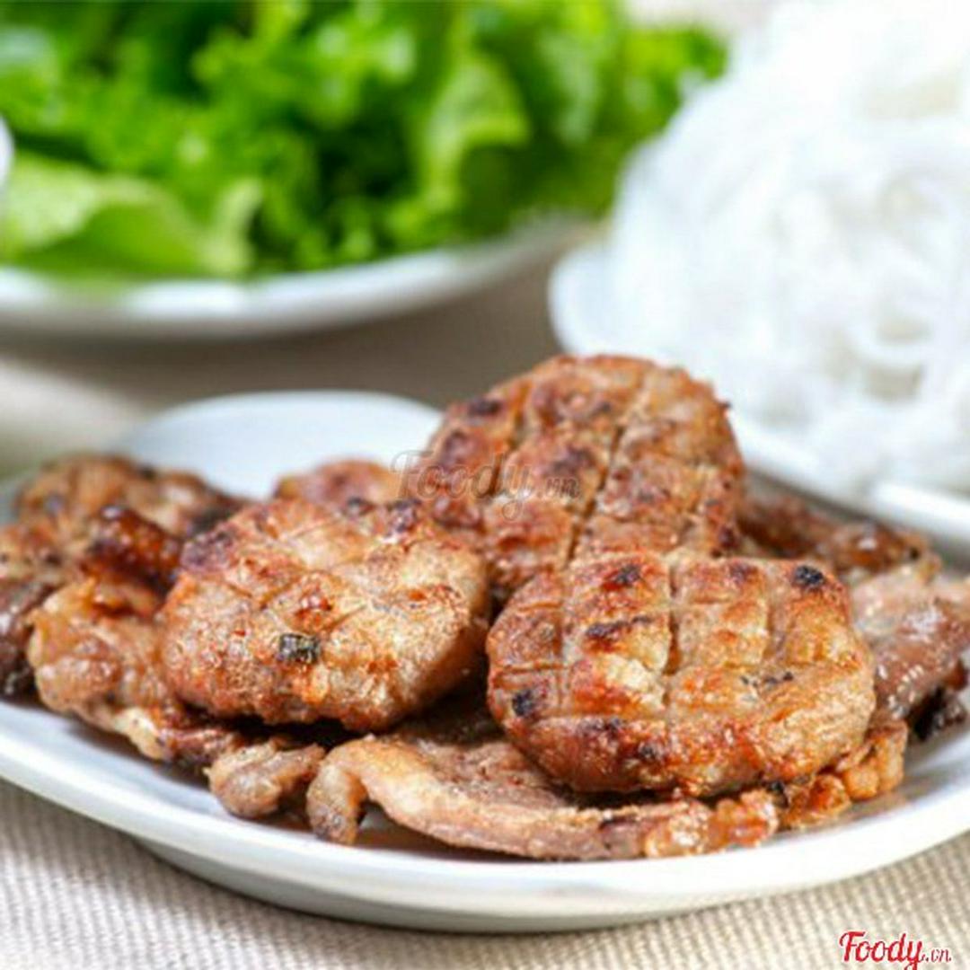 bun-cha-thit-nuong-cha-vien-suat-to