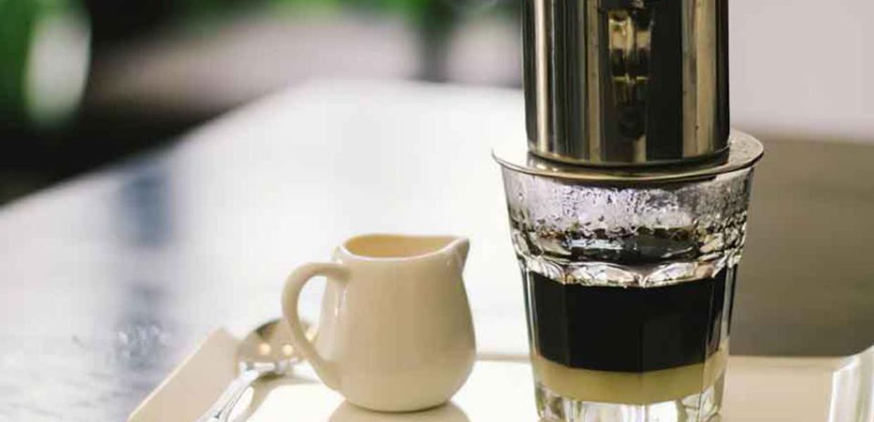 buon-ca-phe-le-van-viet