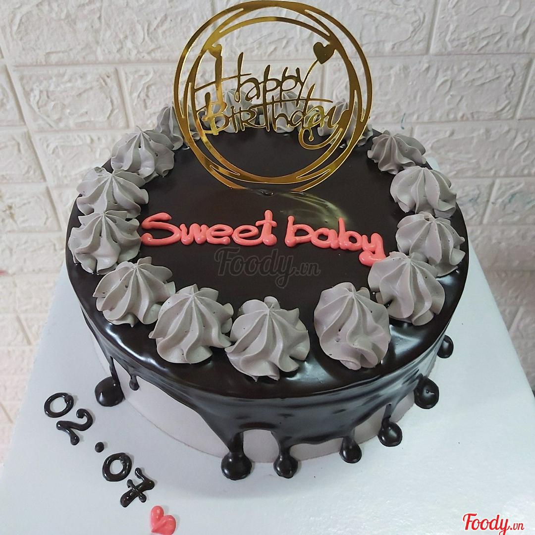 banh-nho-2-socola-chay-hpbd-vien-kem-ghi