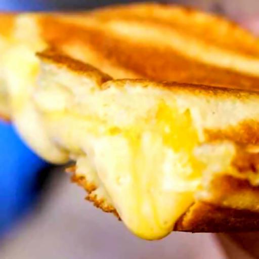 hot-dog-trung-muoi-mix-cac-loai