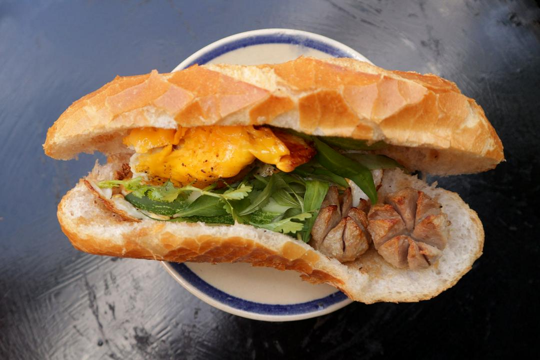 banh-mi-trung-bo-vien