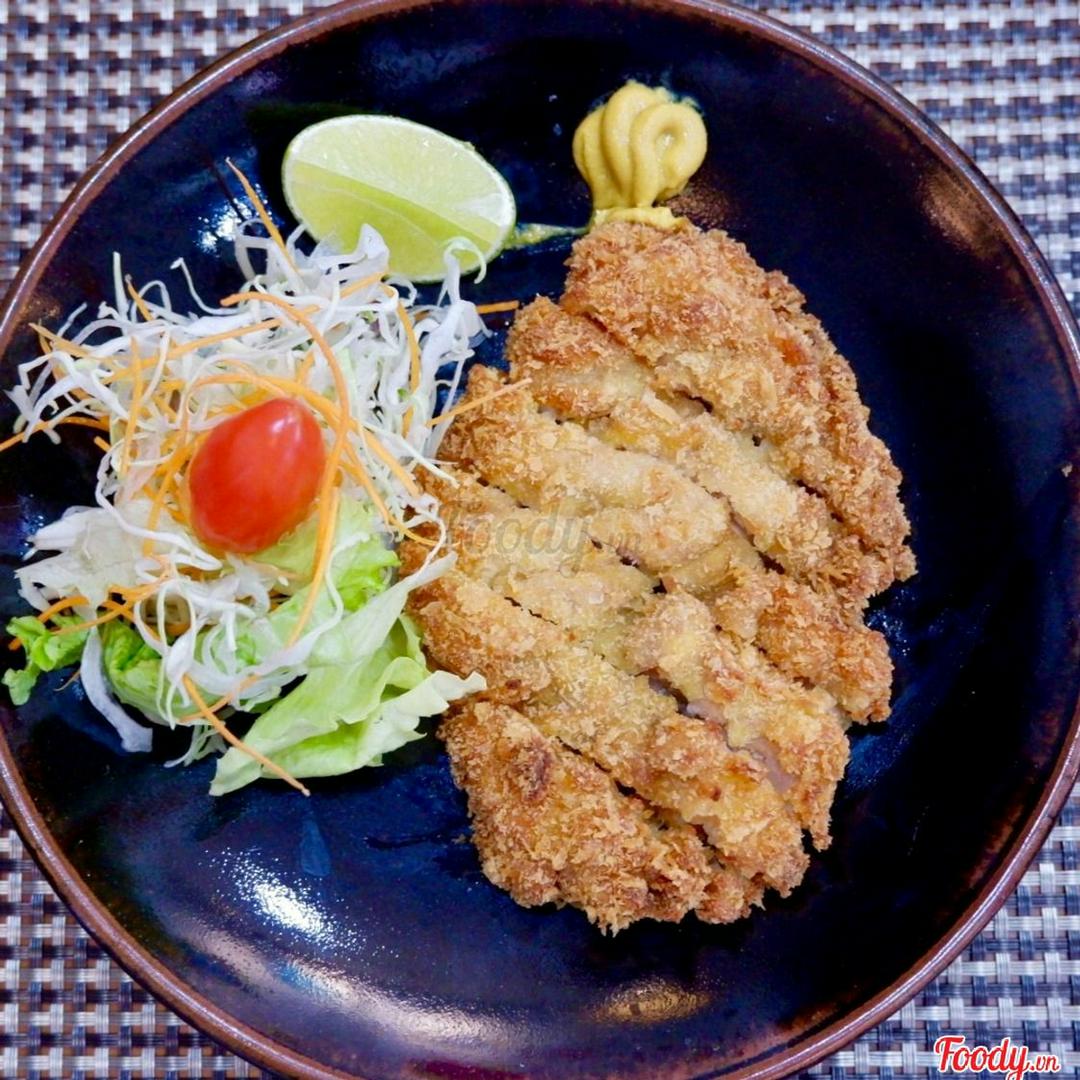 te2-ton-katsu-heo-tam-bot-chien-xu