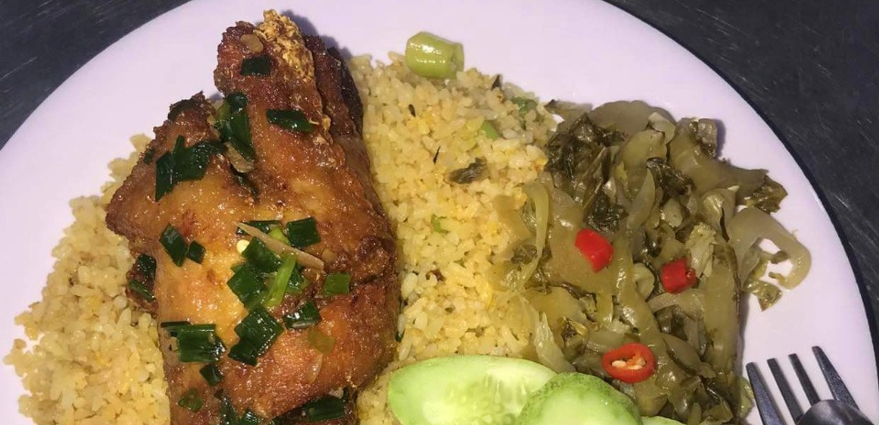 com-chien-ga-xoi-mo-tuyet-my-com-chien-ga-xoi-mo-o-van-day