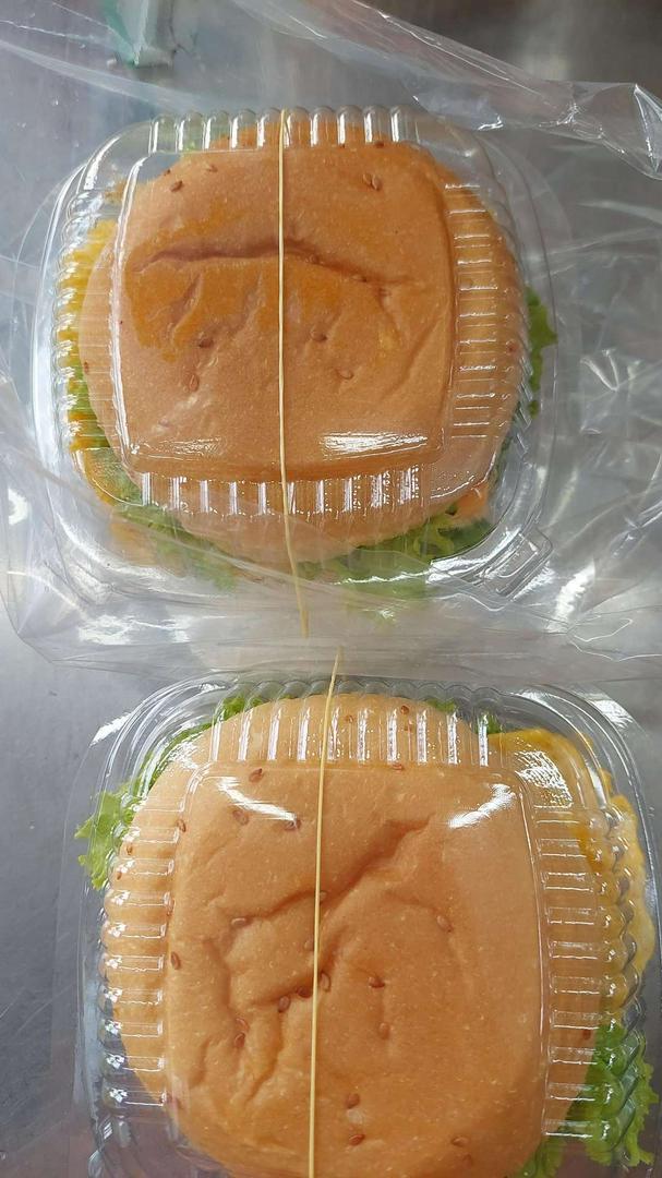 hambuger-thit-heo-va-trung