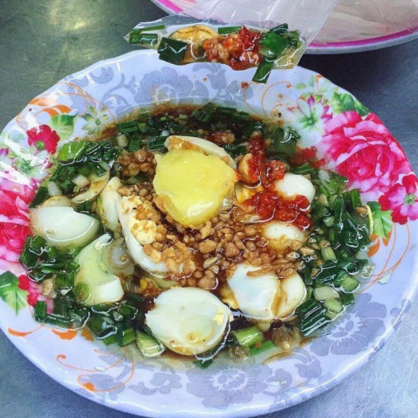 banh-trang-cham-bo-mo-hanh-toi-trung