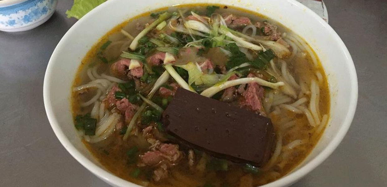 102-bun-bo-hue-va-hu-tieu-bo-vien-tran-quang-khai