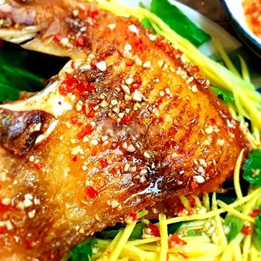 com-ca-dieu-hong-chien