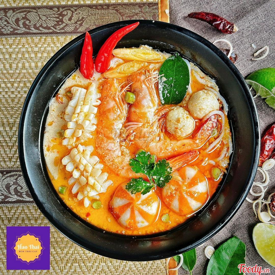 bun-tomyum-uyen-uong