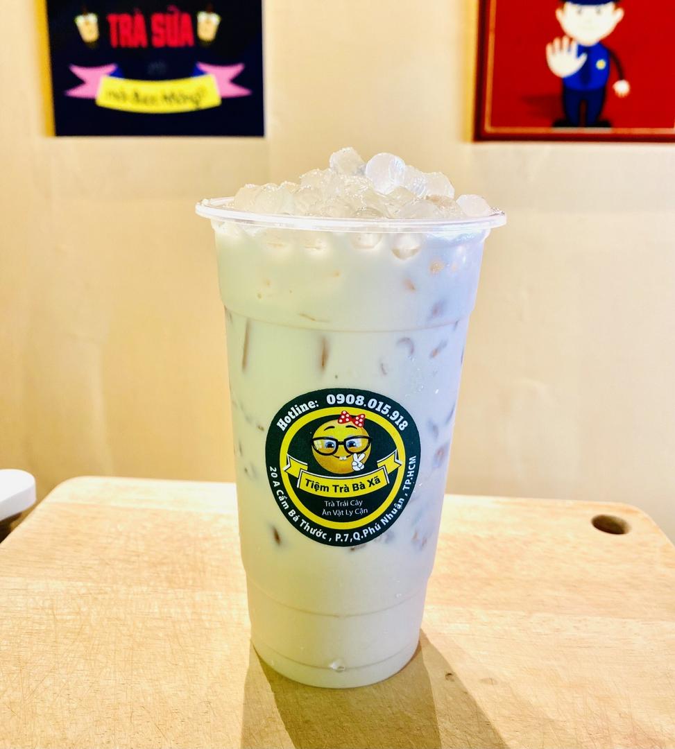 tra-sua-olong-tran-chau-ngoc-trai-trang